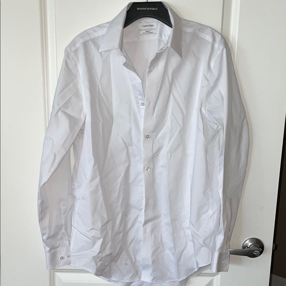 Calvin Klein Men's Crisp White Dress Shirt